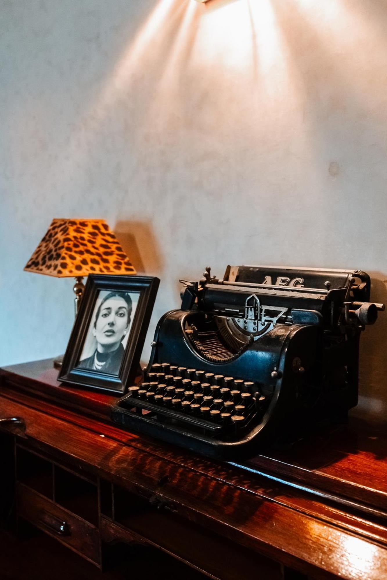 Lalla Soulika Tanger Kamer foto